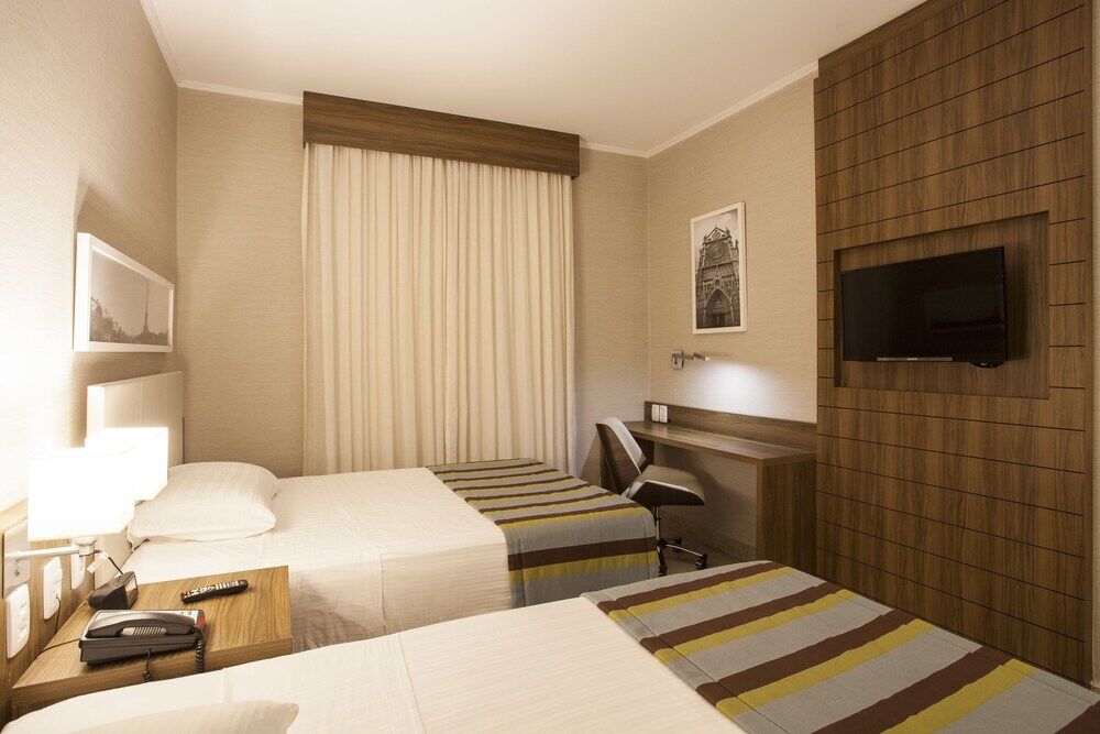 Hotel Agisol Marilia Exterior photo